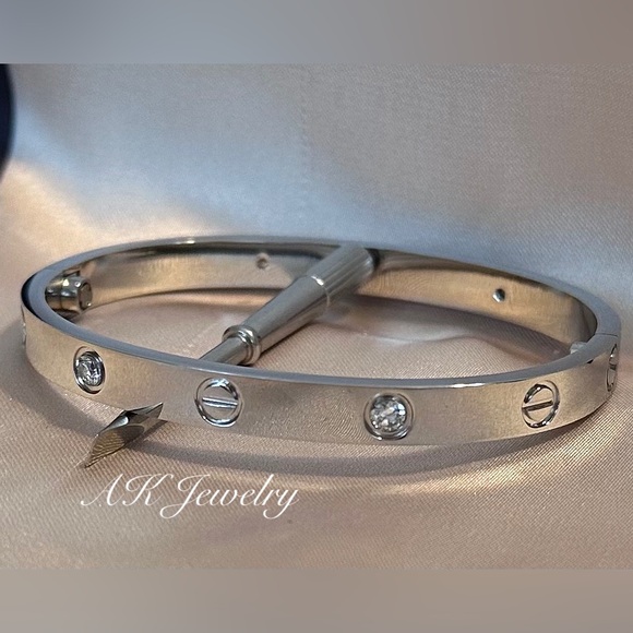 💎LUXURY SILVER DIAMOND look Zircon Screw Bangle, Bracelet, Cuff - Picture 2 of 7